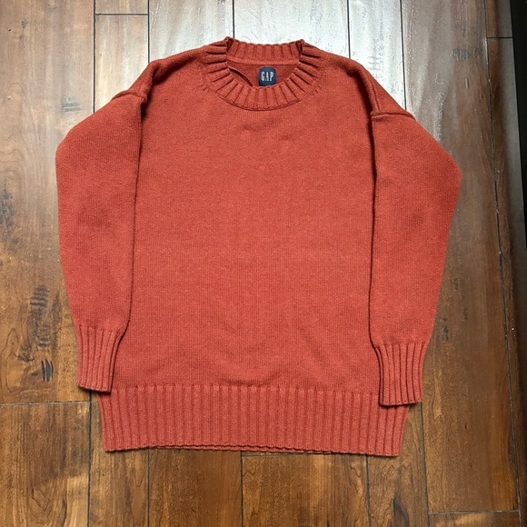 Gap Relaxed Fit Crew Neck Ribbed Hem and Sleeves Rusty Collar Knitted Sweater XS - Picture 2 of 7